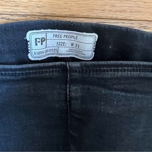 Women’s Free People black pull on jegging